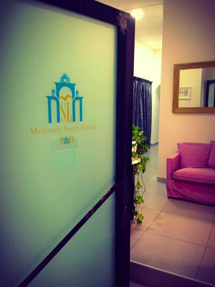나폴리 Megaride Santa Lucia B&B 외부 사진