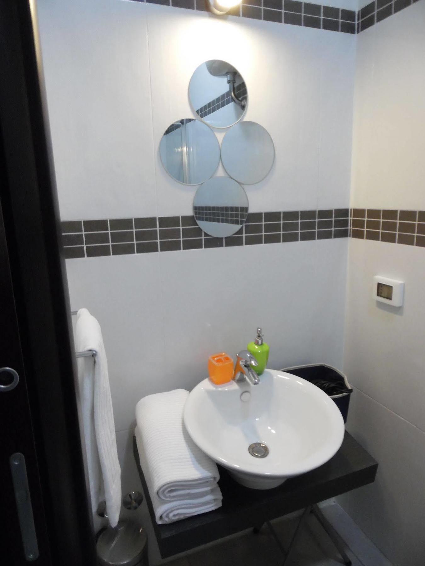 나폴리 Megaride Santa Lucia B&B 외부 사진